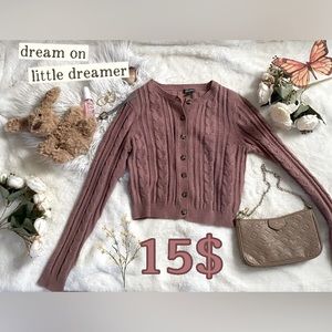Knitted pink fall aesthetic buttoned crop top sweater 🪷☁️